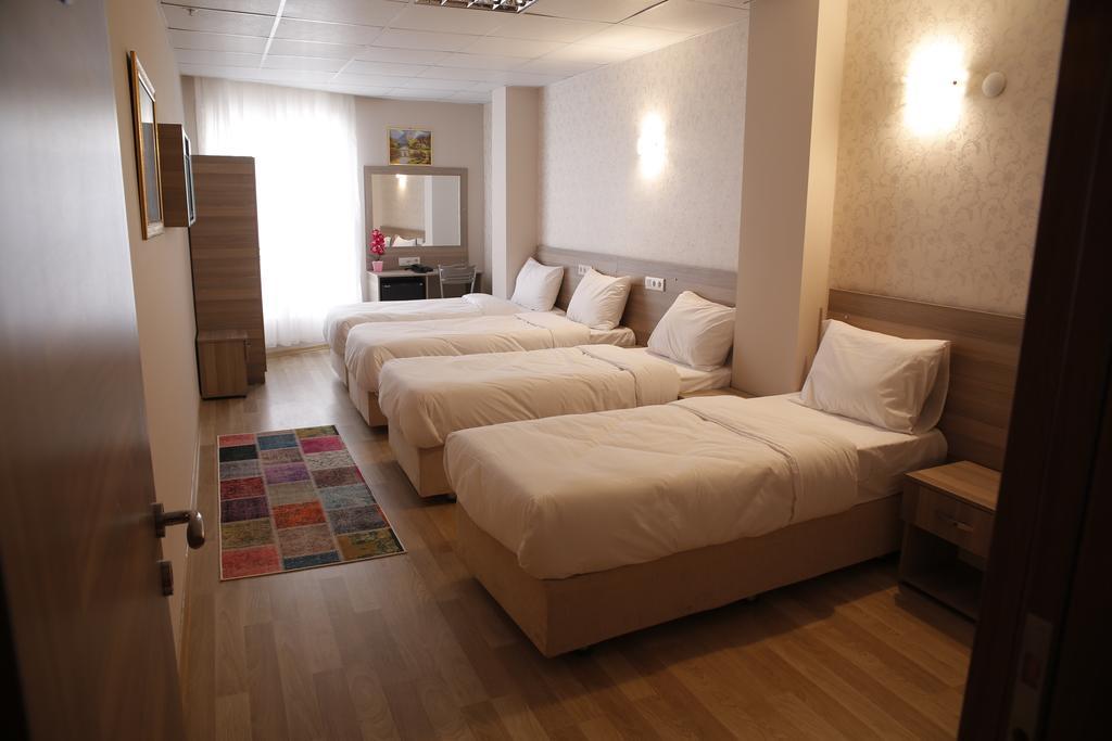 Hotel Grand Dedem 3*