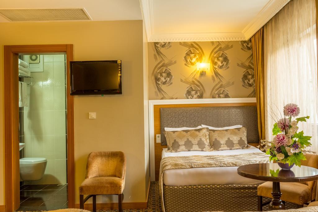 Grand Rosa 2*
