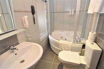 Otel Tria Elegance