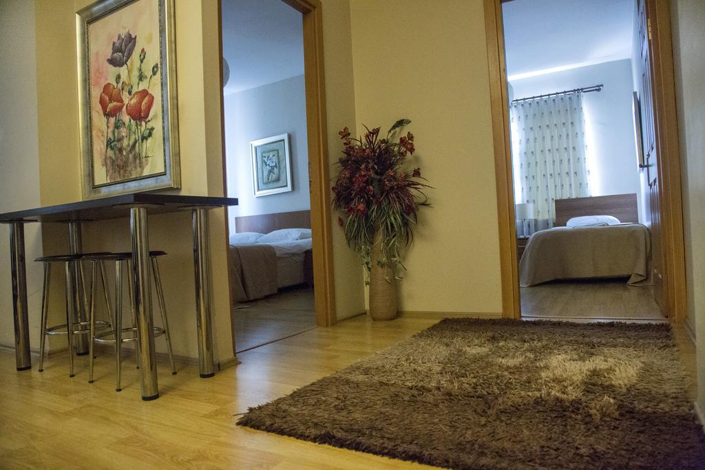 Airport Aparthotel