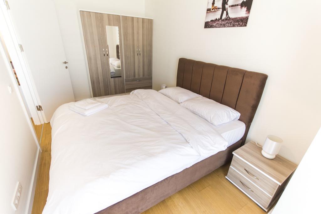 Apartment Demir *