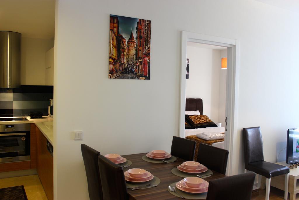 Demir Apartment *