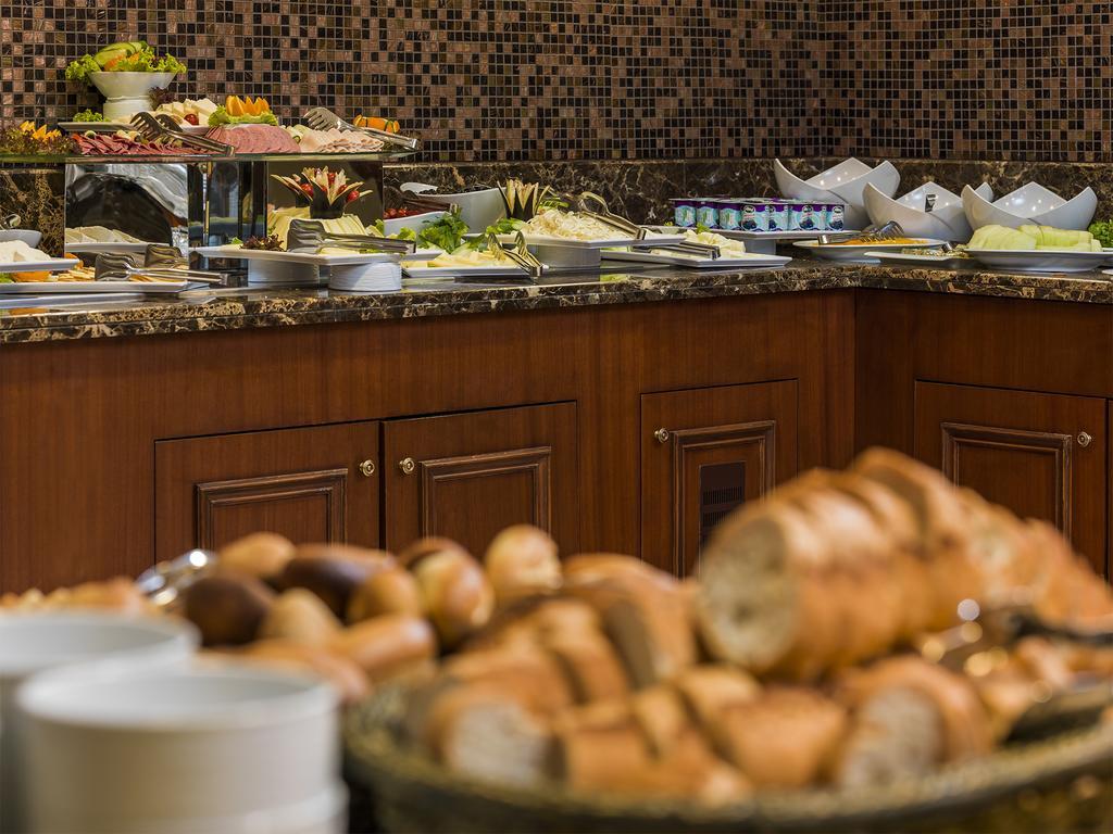 Hotel Nova Plaza Park 4*