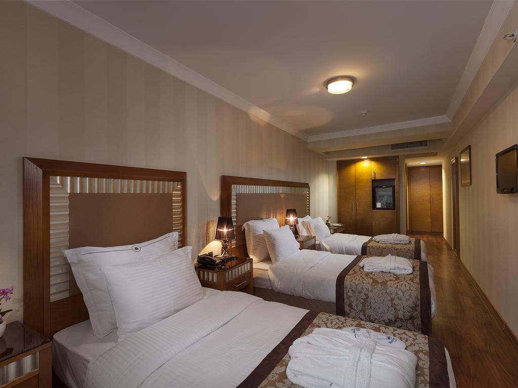Nova Plaza Park Hotel