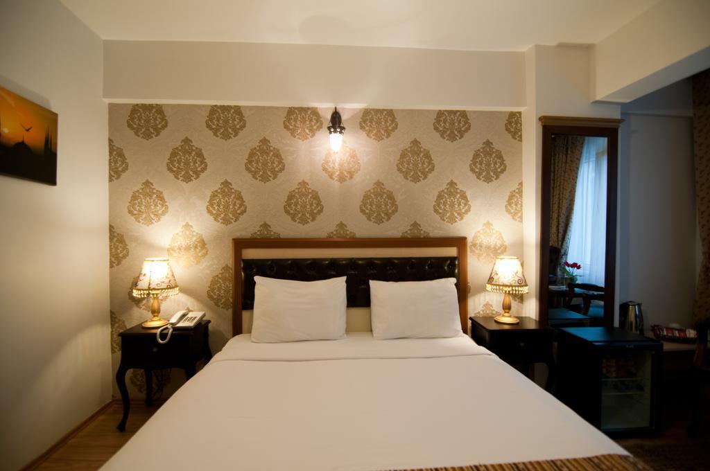 Noahs Ark Hotel 4*