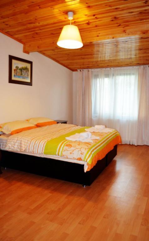 Hotel Taksim Guest