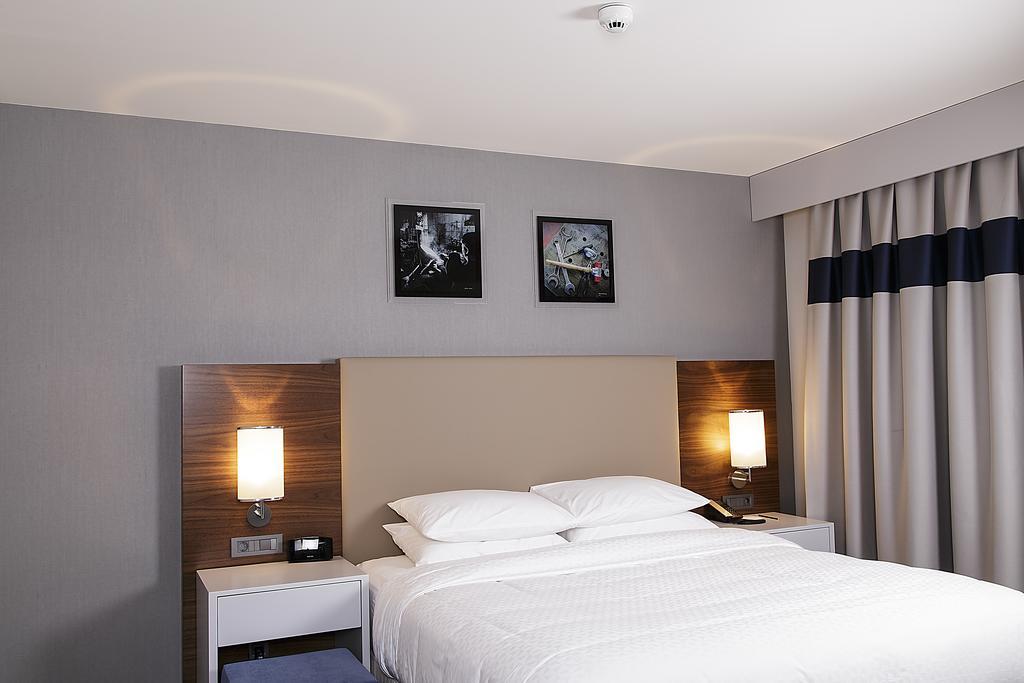 Hotel Bof Business