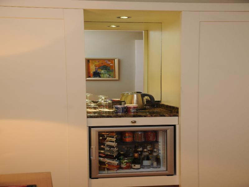 Aspera Altunizade 4*