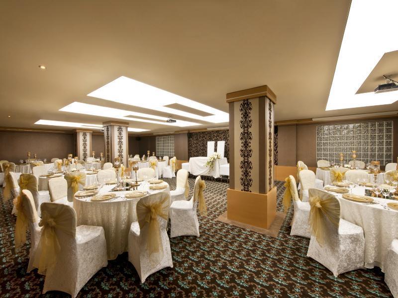 Aspera Altunizade 4*