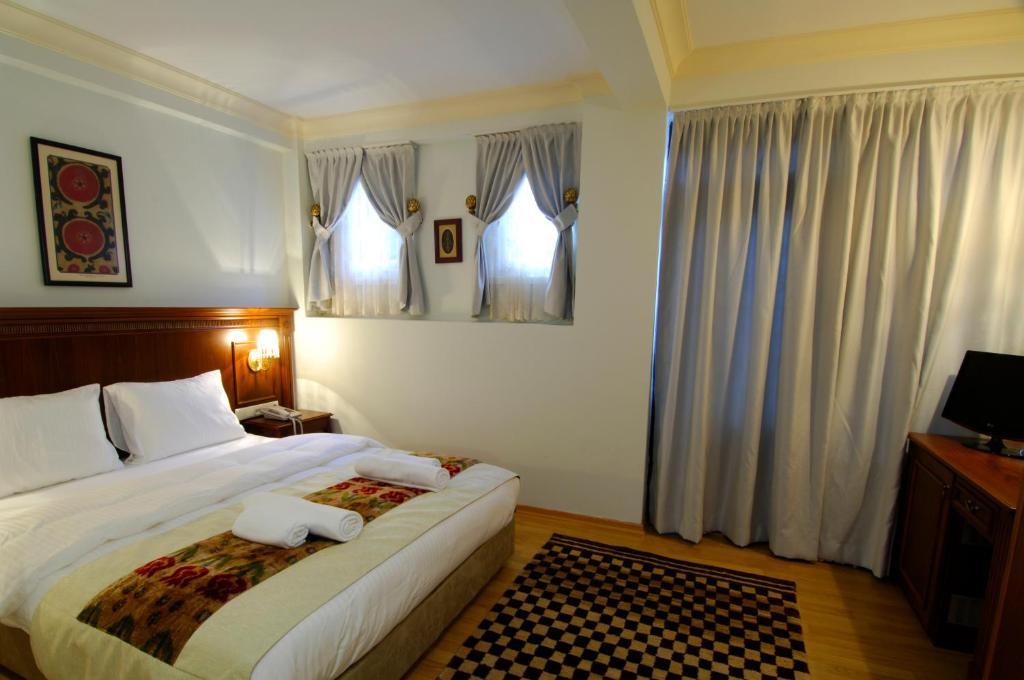 Djem 3* Istanbul