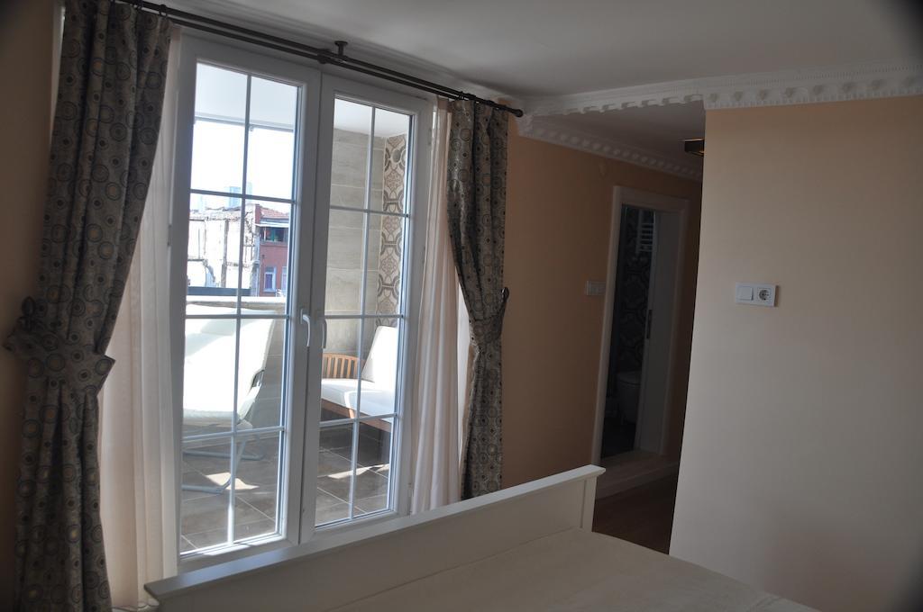 Corner Taksim Aparthotel 3*
