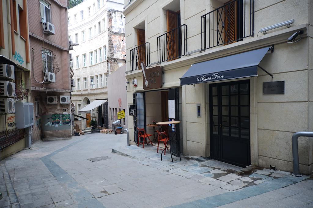 Aparthotel La Casa Pera Suites 3*