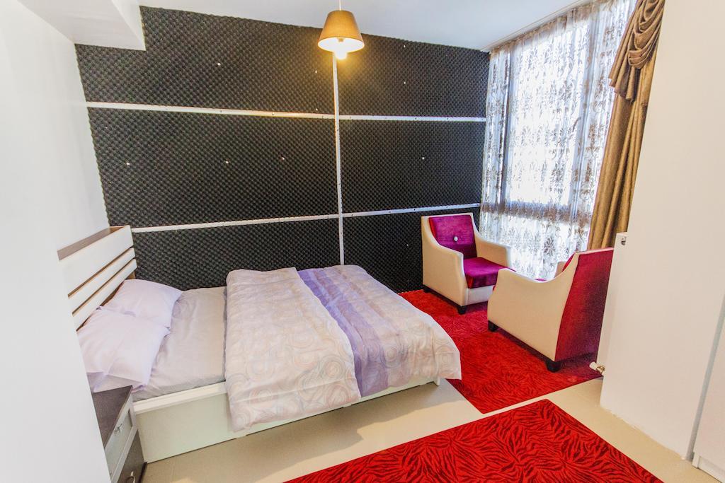 Hotel 216 Eagle Palace