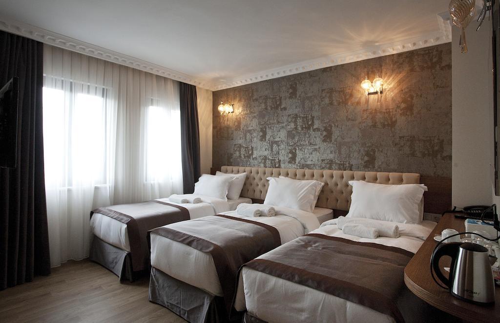 Pera Line Otel 2*