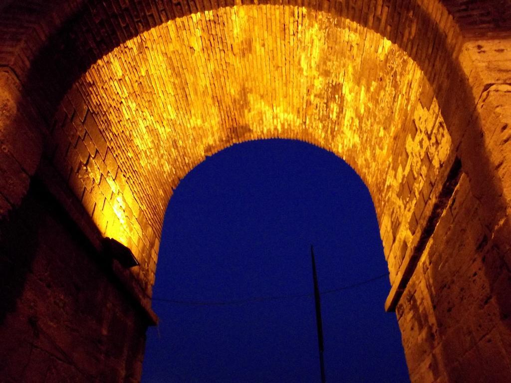Golden Gate Topkapı