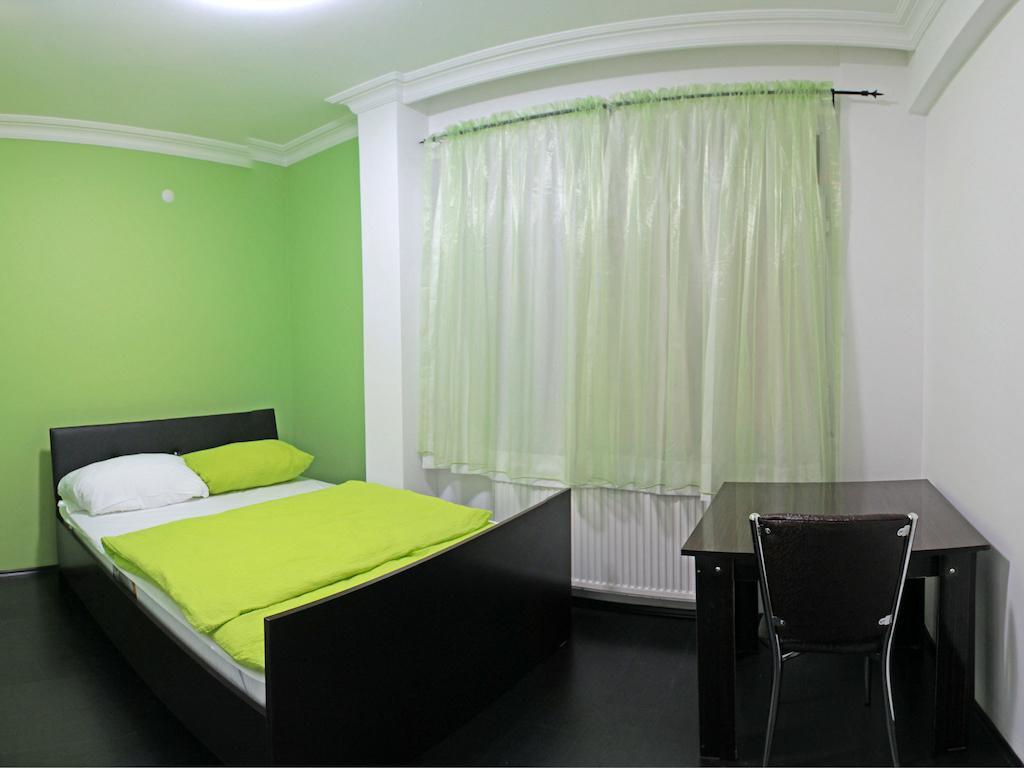 Hostel Rengarenk &