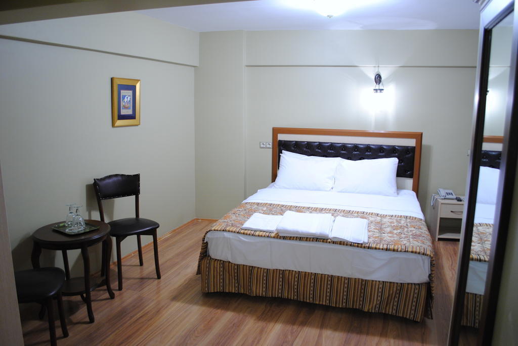 Hotel Noahs Ark 4*