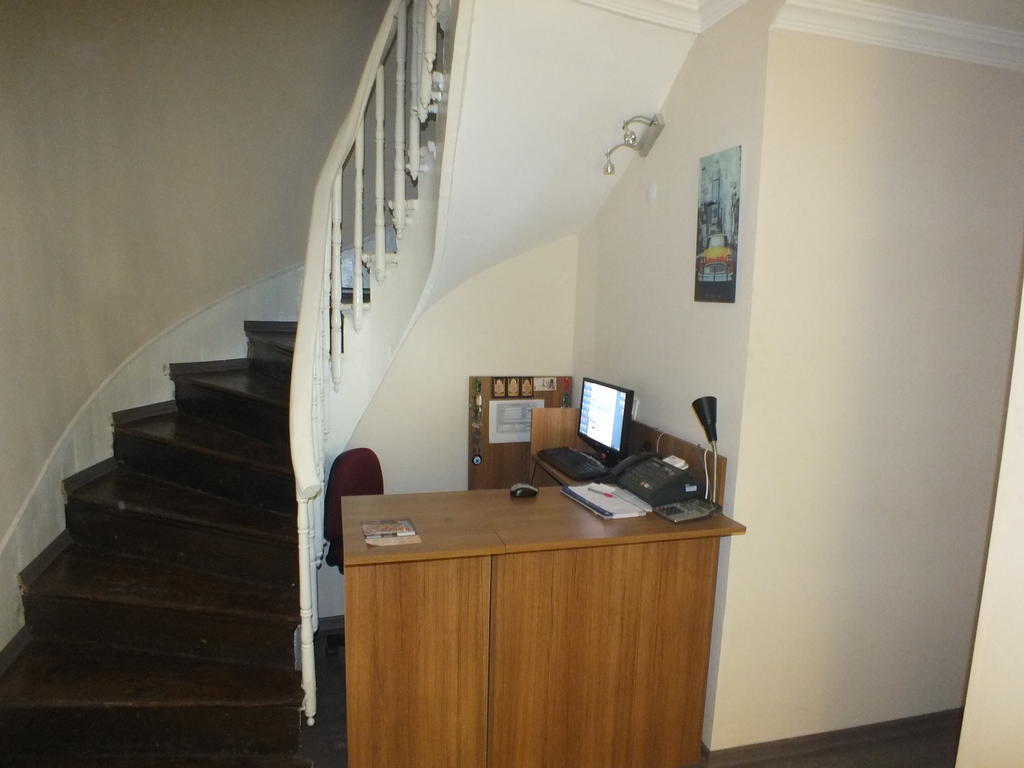 Hotel City Plus Butik 3*