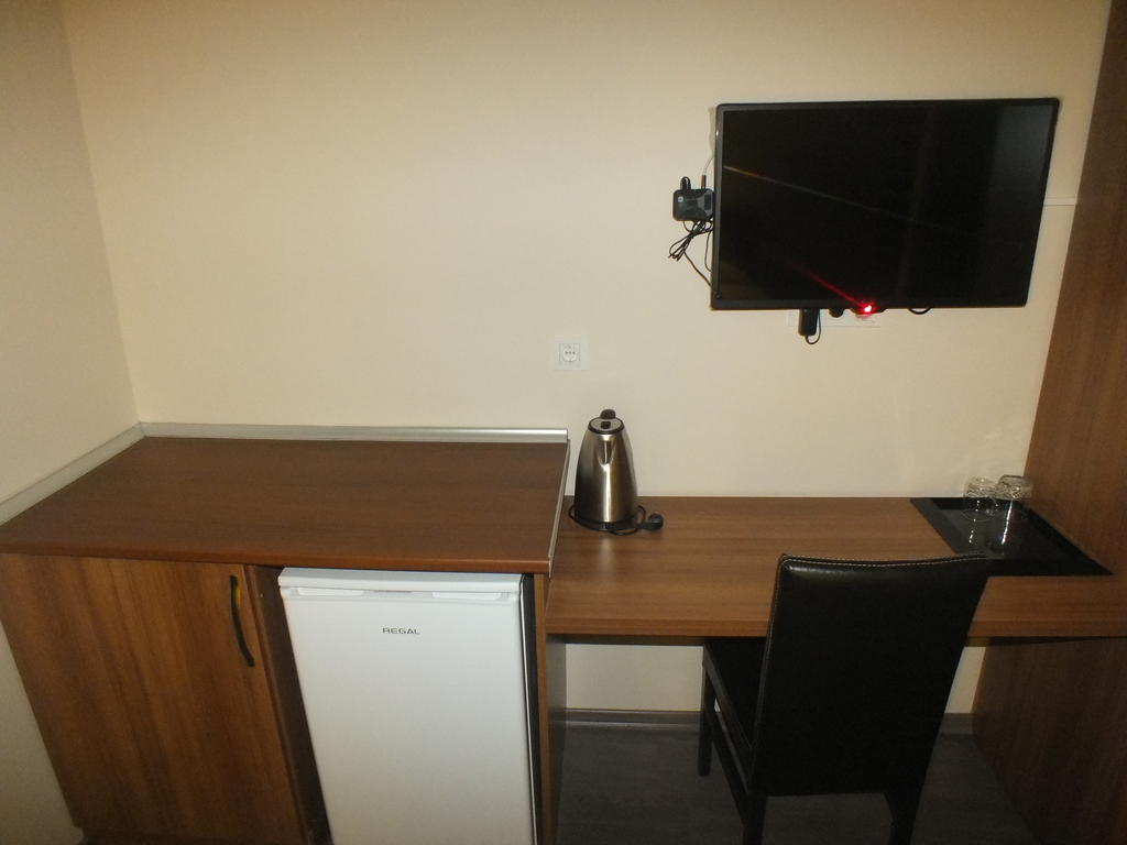 Hotel City Plus Butik 3*