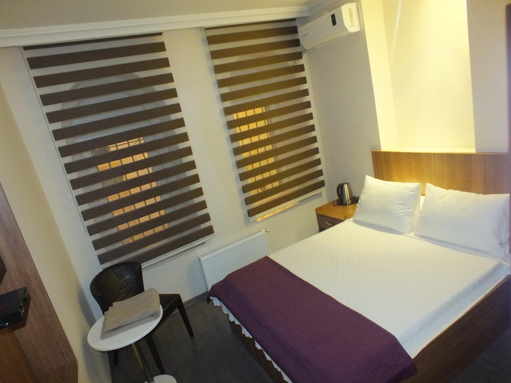 Hotel City Plus Butik 3*