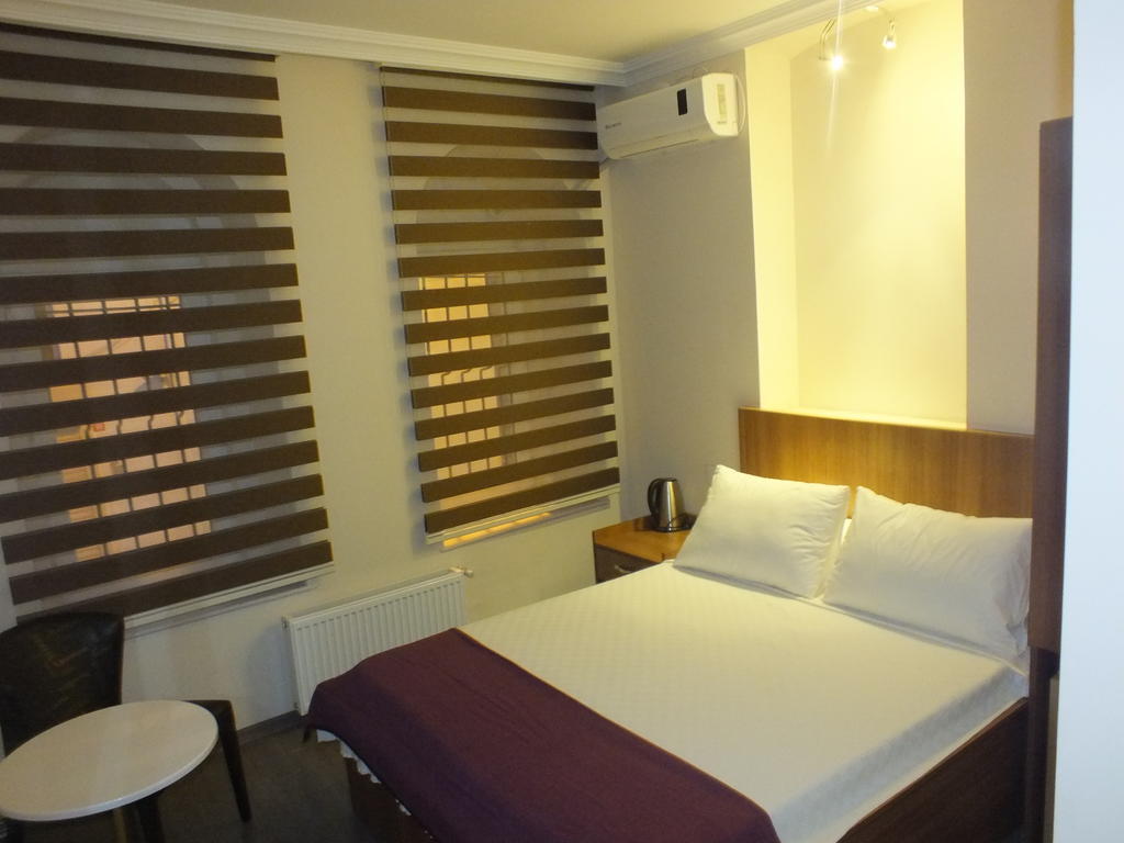 Hotel City Plus Butik 3*