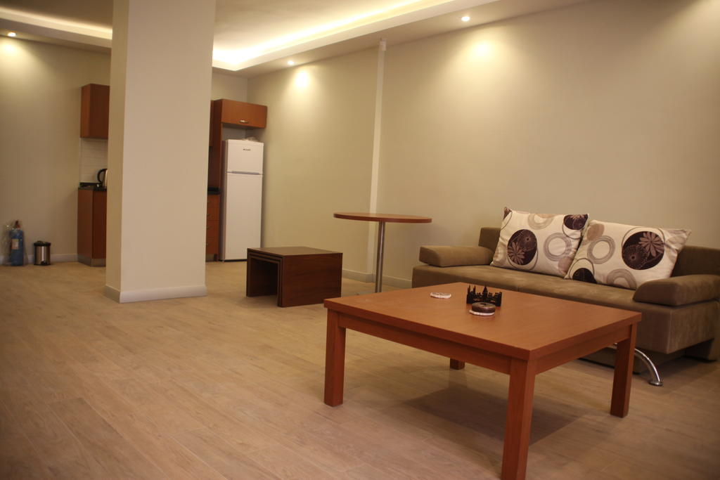 Apartment Honey House