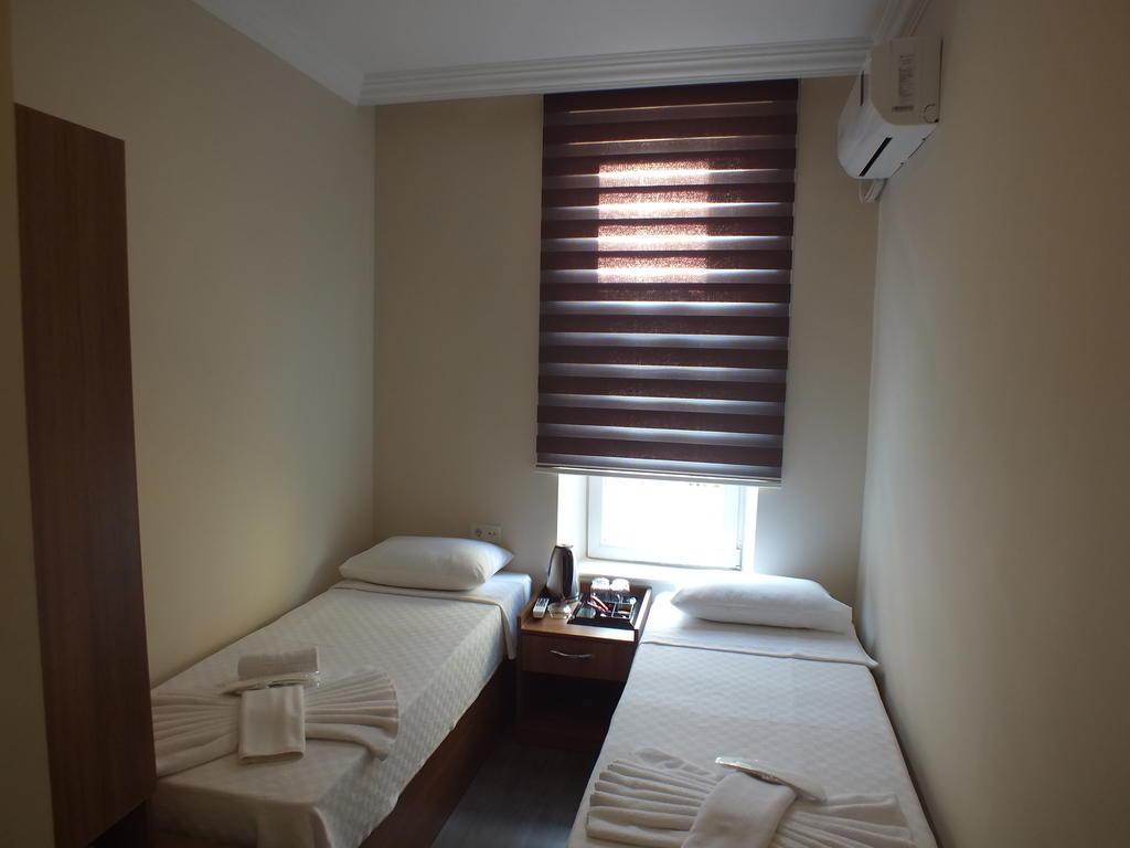 Hotel City Plus Butik 3*