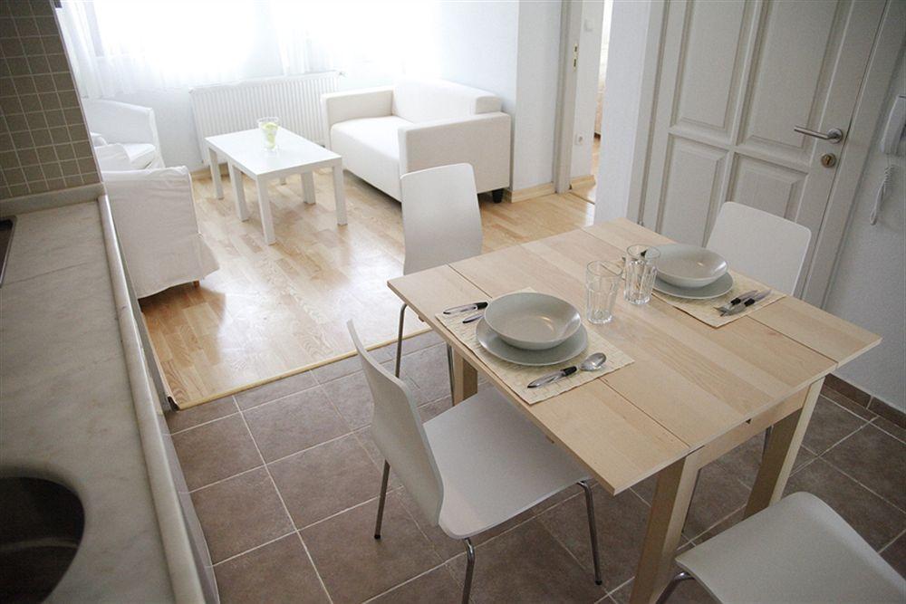 Gen Suites Pera
