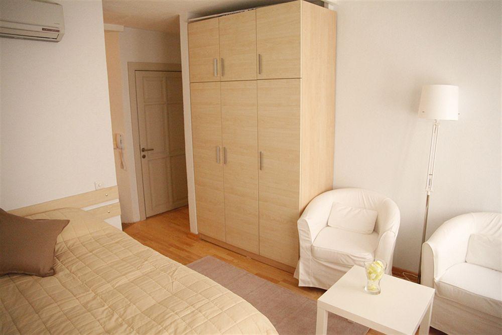 Gen Suites Pera
