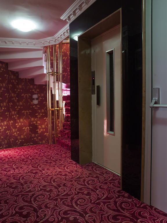 Kamer Hotel