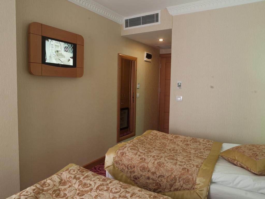 Otel Kamer Hotel 3*