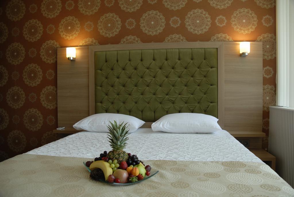 Otel Lounge 2*