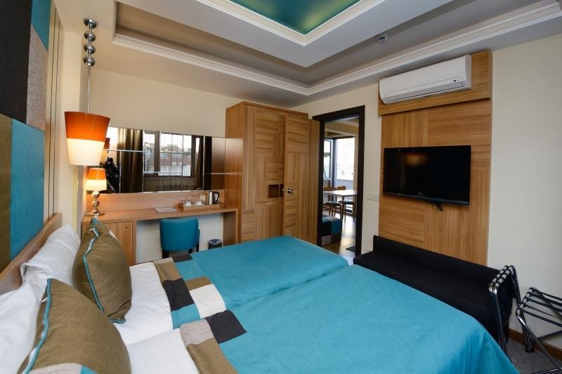 Collage Cihangir 33 Istanbul