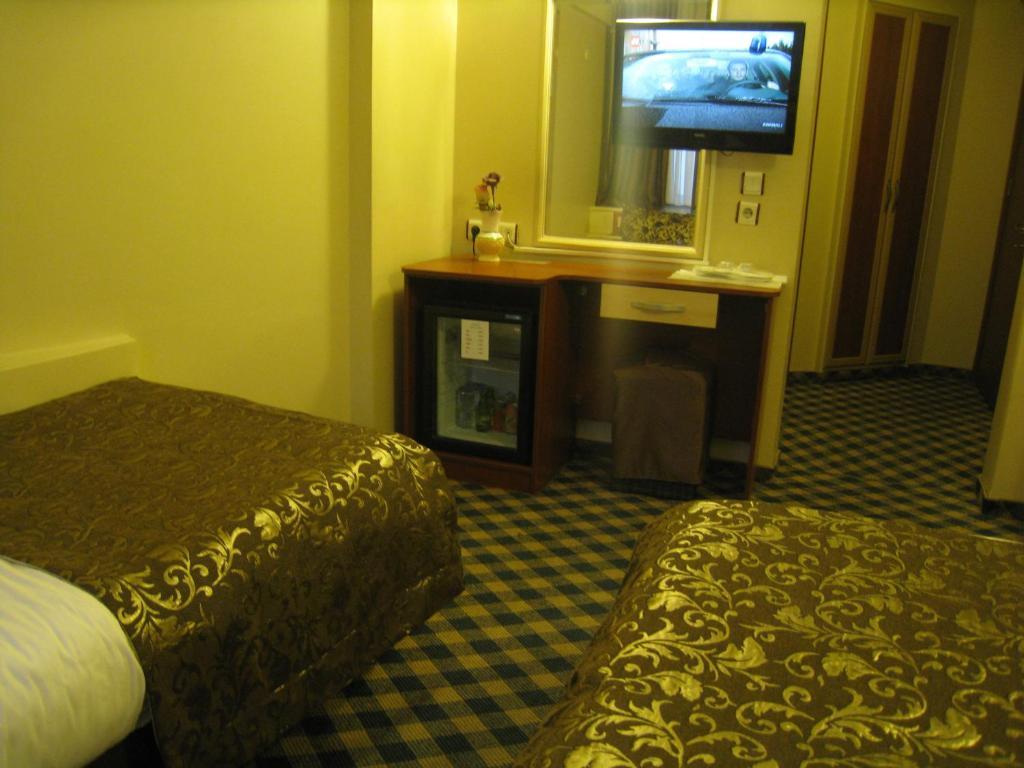 City Hotel 3*