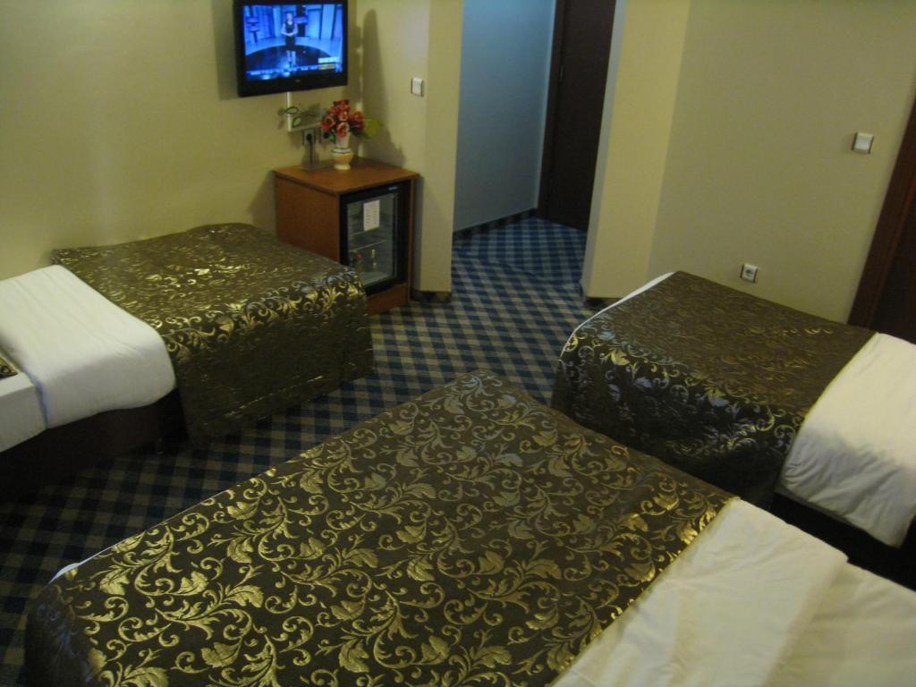 City Hotel 3*
