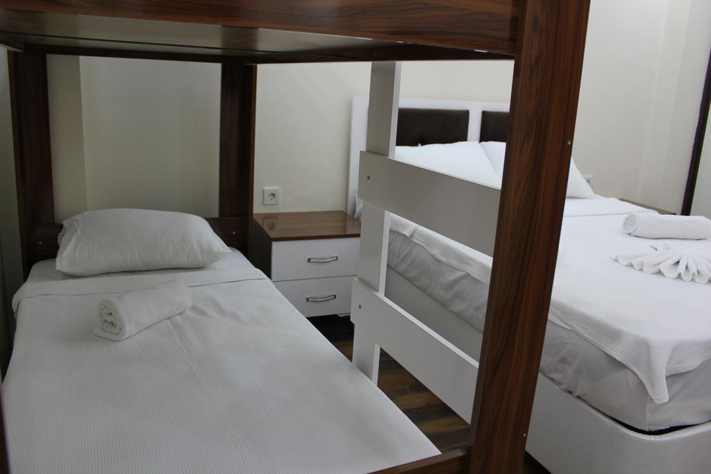 Hotel Golden Halic 3*