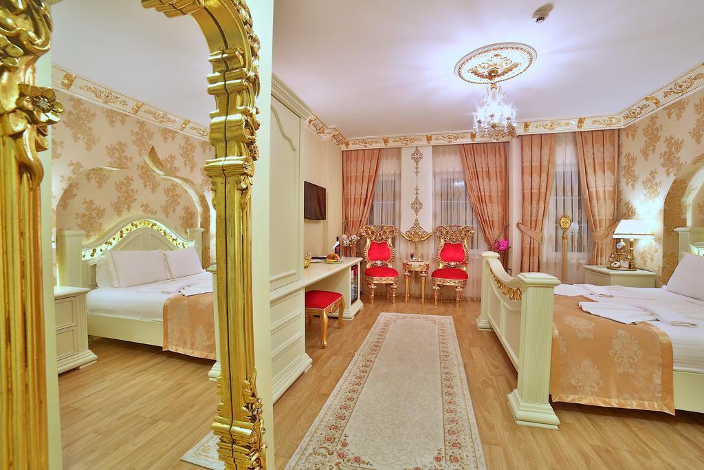 Hotel White House 4*