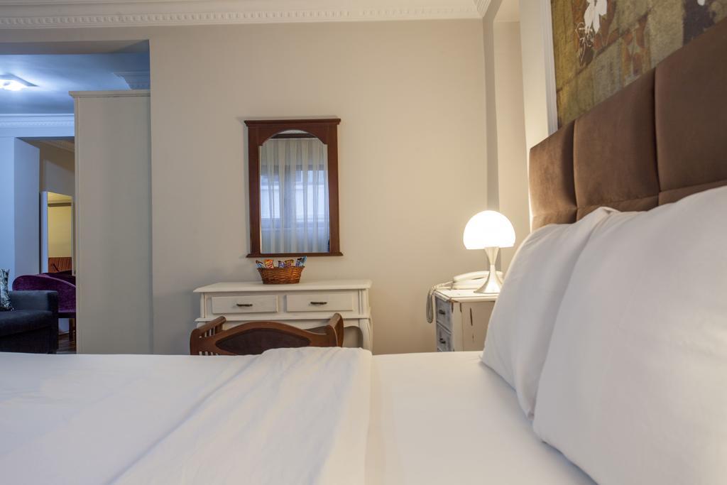 Hotel Dora 3*