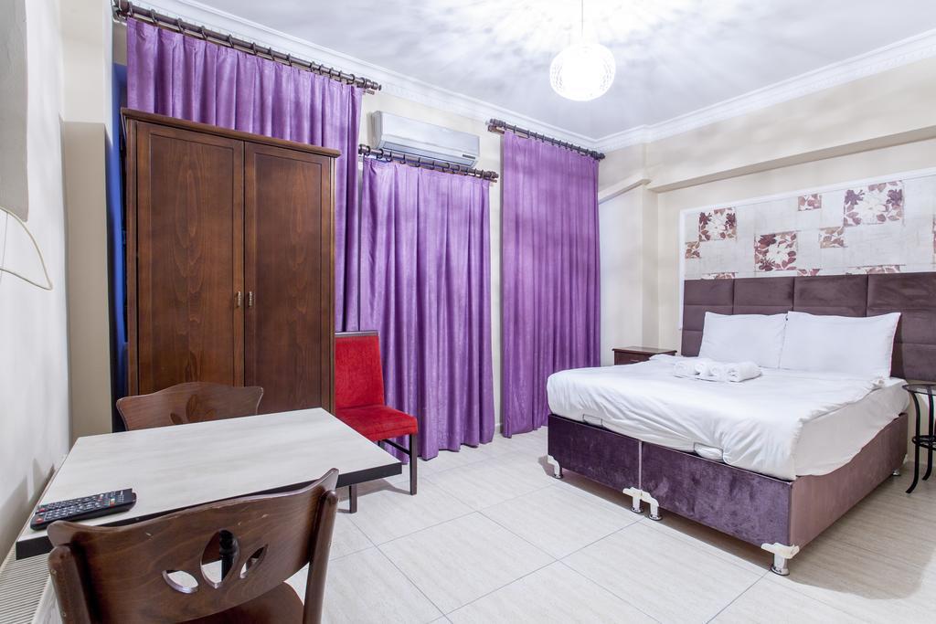 Hotel Dora 3*