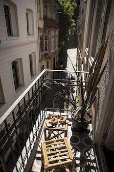 Hotel 4 Floors