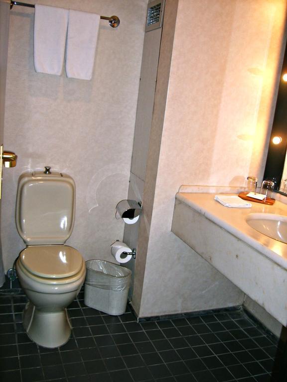Otel Atakoey Marina 4*