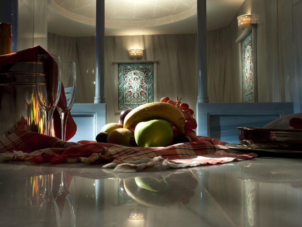 Yasmak Sultan Istanbul