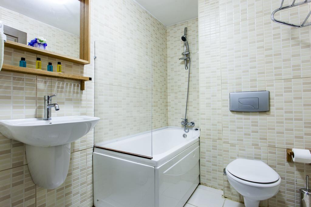 Hotel Dora 3*