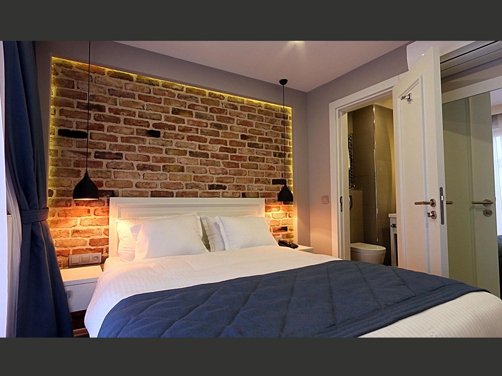 Hotel Taksim Santa Lucia 3*