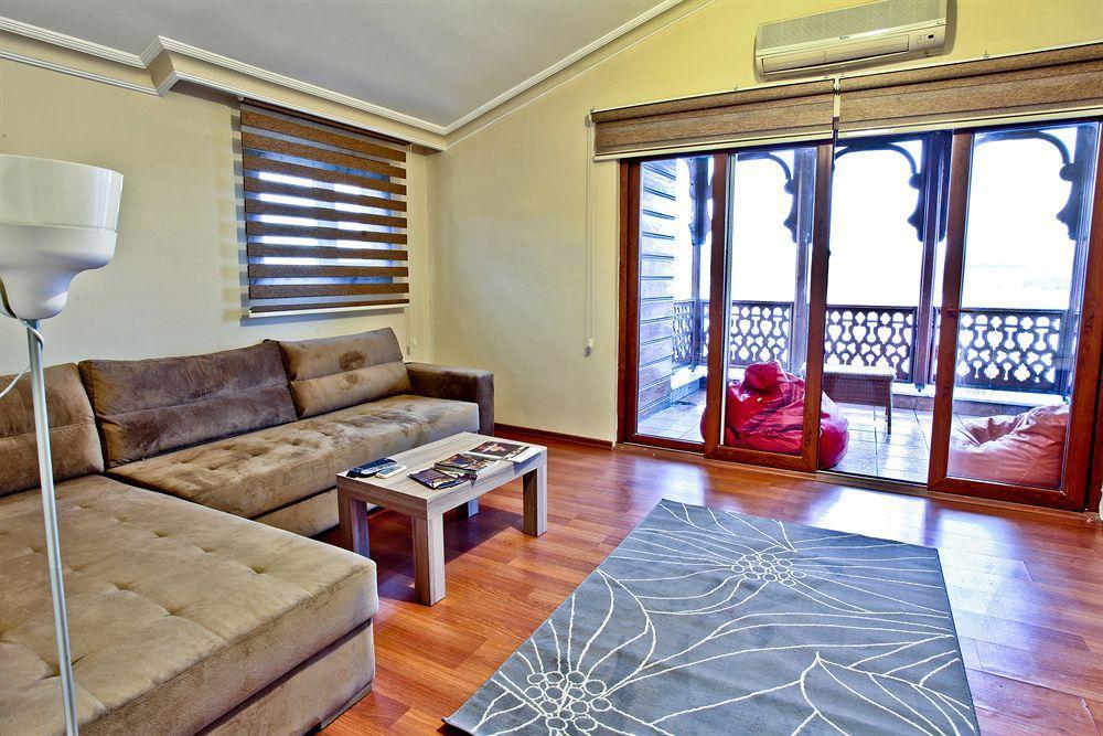 Balat Suites