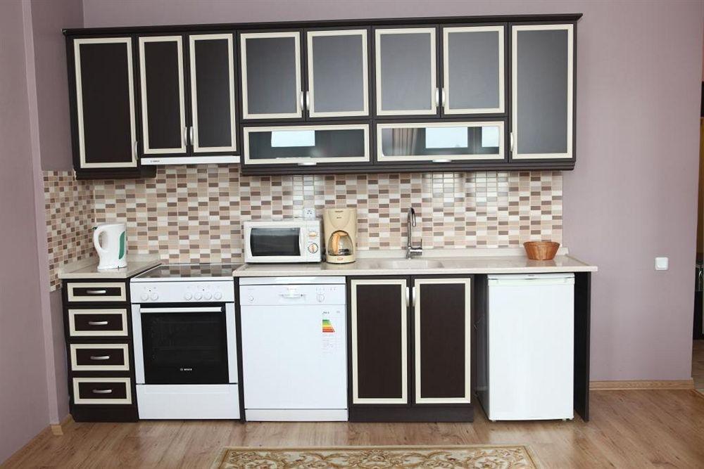 Aparthotel Balat Suites