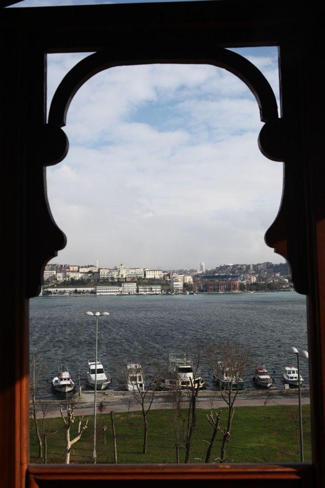 Aparthotel Balat Suites 3*