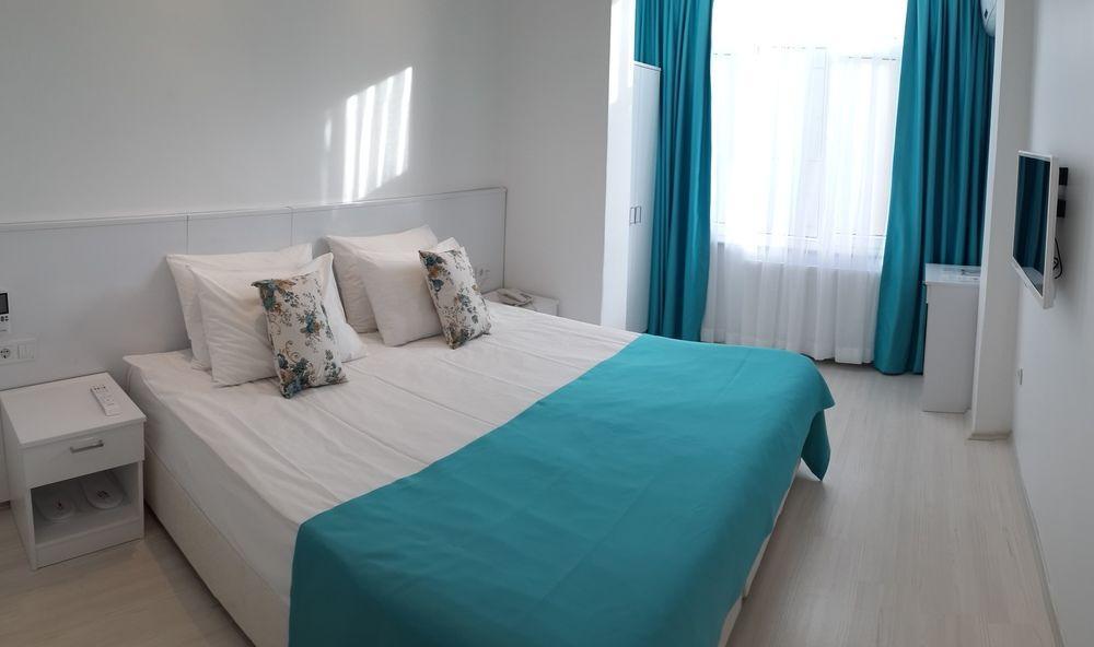 Hotel Payidar 2*
