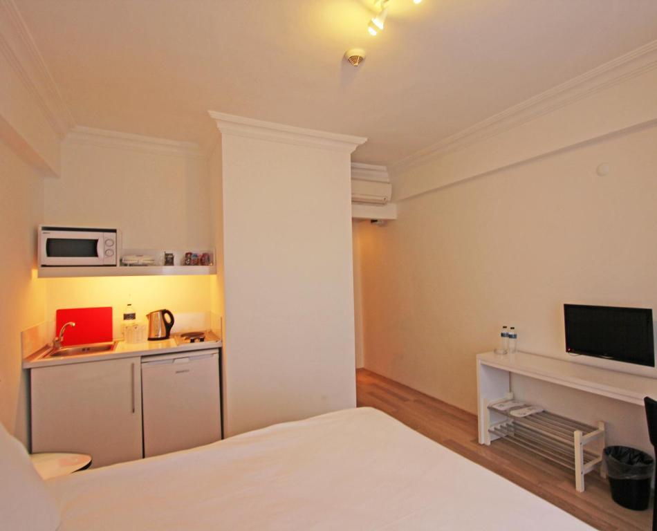 My - Hotel *