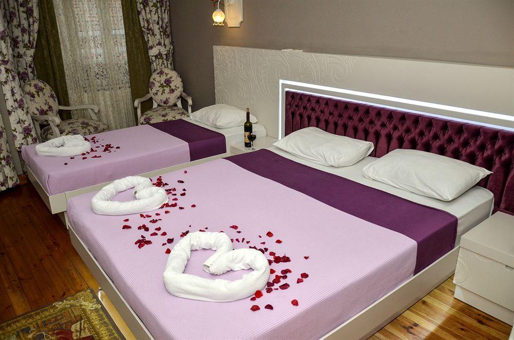 Omer Hayyam Suites 3*